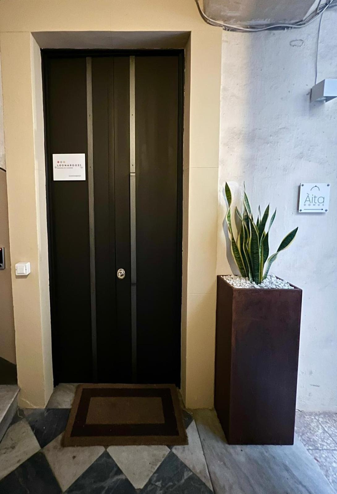 Appartement Duomo Leonardo31 Dimora Di Charme à Catane Extérieur photo